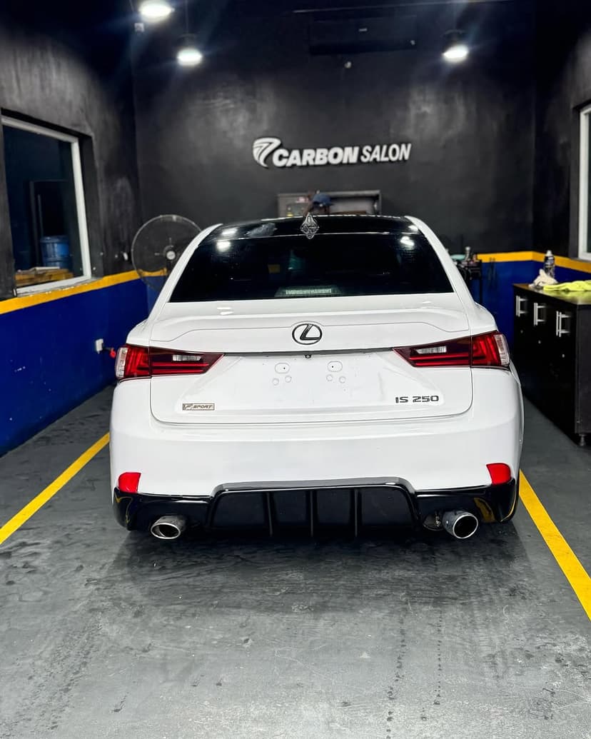 2015 Lexus IS250 F Sport - image 3